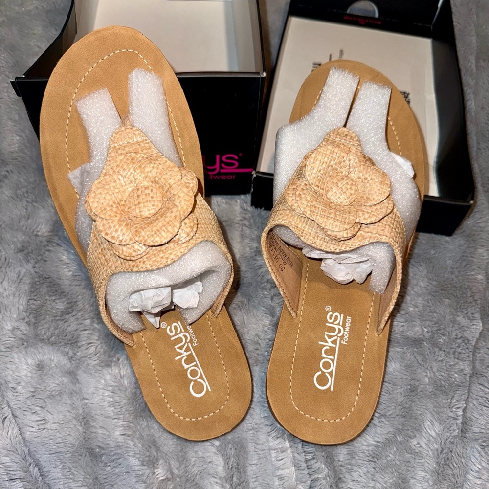 Corkys ~ raffia “so delish” sandals 👡 ~ brand new in the box ~ never worn! 🆕